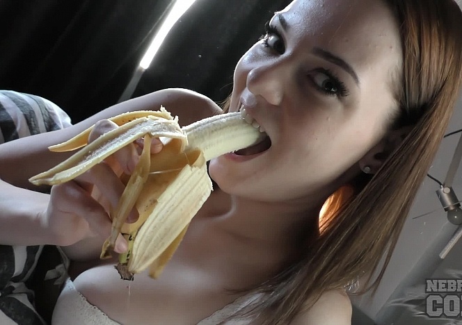 100417_wake_up_and_suck_banana_eating_becky_berry_also_loves_to_suck_on_my_banana_hot_blowjob_cum_in_her_mouth