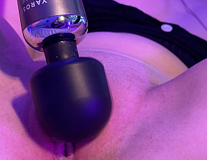 011625_lil_stefani_masturabting_to_real_female_orgasms_with_hitachi_vibrator