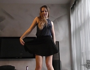 020917_private_strip_show_from_gorgeous_teen_spinner_nika_o_masturbates_on_the_round_table