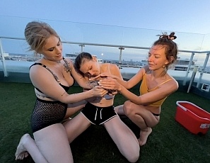 041125_rooftop_fire_dancing_extra_hot_girls_lea_melonie_and_rebeka_ruby_at_sunset