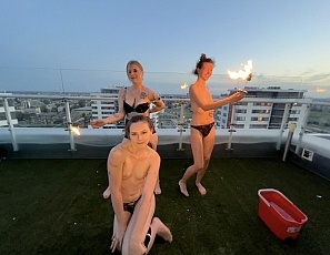 041125_rooftop_fire_dancing_extra_hot_girls_lea_melonie_and_rebeka_ruby_at_sunset