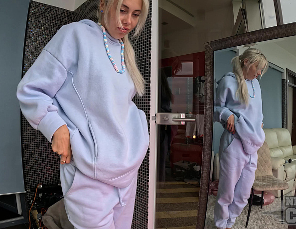 110525_candy_girl_rosalinda_naked_and_shy_in_front_of_a_mirror